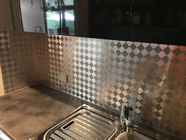 apm mini linfield black cabinet opt