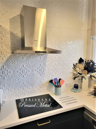 apm_pyrmont_cross_white_sb_wall_brisbane