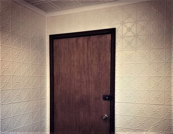 apm_rosemary_white_laundry_wall_2