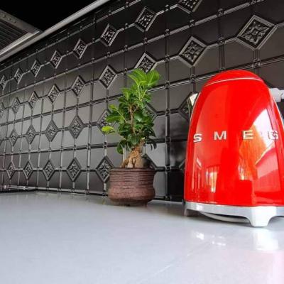 Apm Heysen Black Splashback Red Kettle