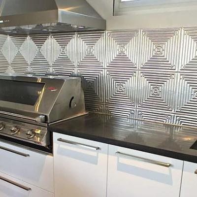 Apm Lindfield Bbq Splashback White Cabinets Opt